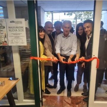 A.Di.C. Umbria inaugura la nuova sede a Fontivegge: una festa di quartiere nel segno della partecipazione A.Di.C. Umbria inaugura la nuova sede a Fontivegge: una festa di quartiere nel segno della partecipazione
